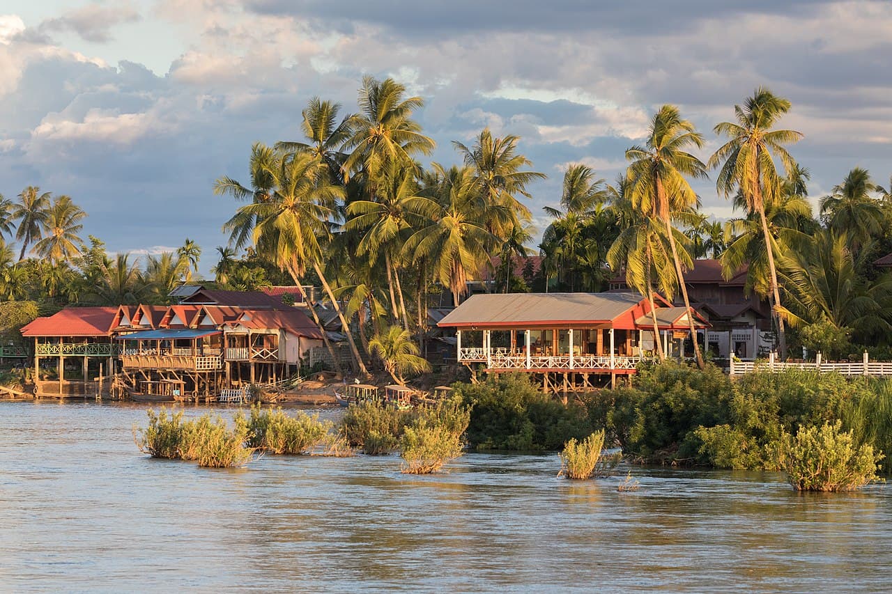 Mekong River sunset at Si Phan Don